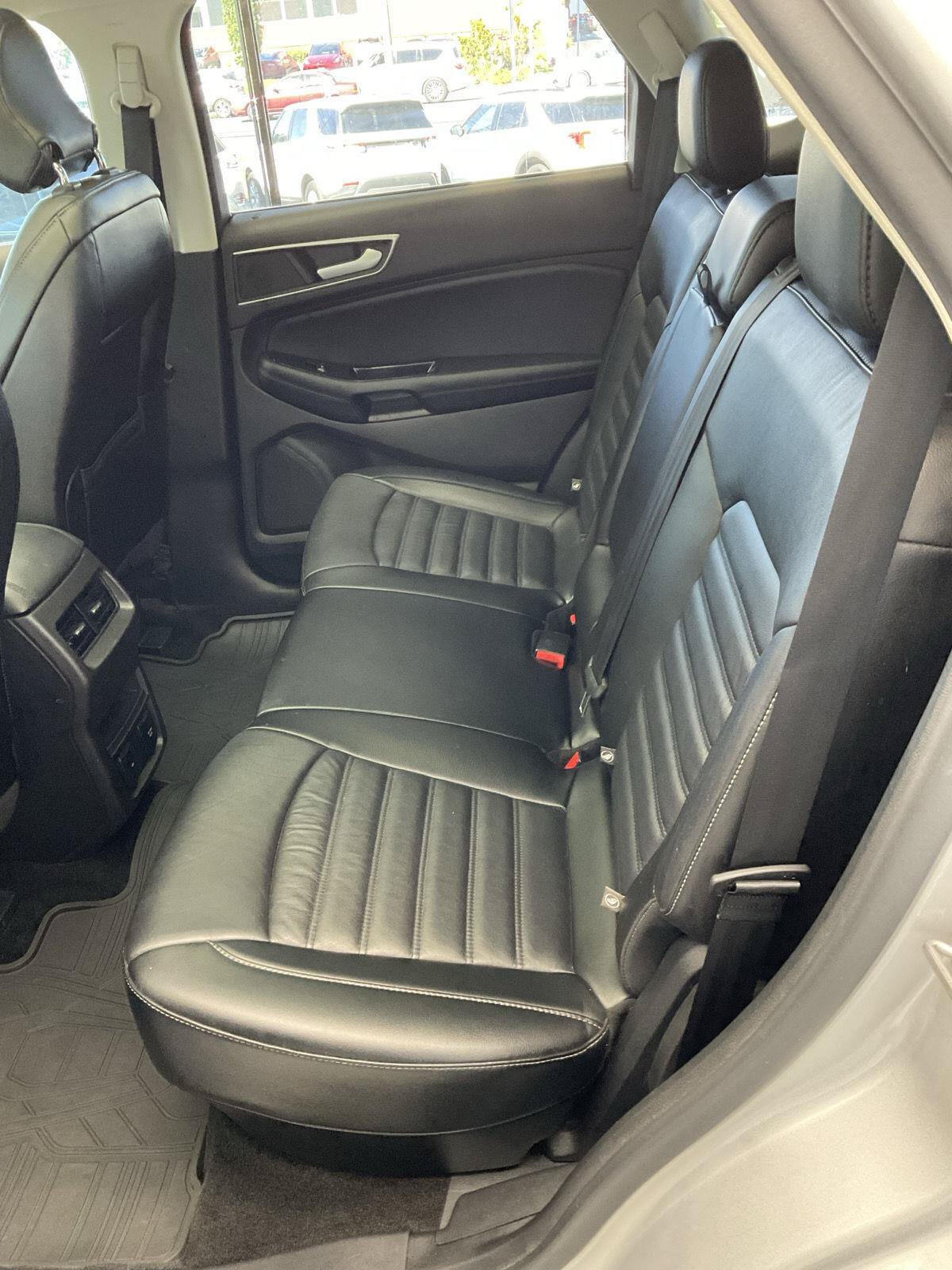 Used 2016 Ford Edge SEL w/ Equipment Group 201A AWD/4WD image 9