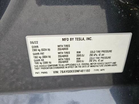 Used 2022 Tesla Model Y Long Range image 24