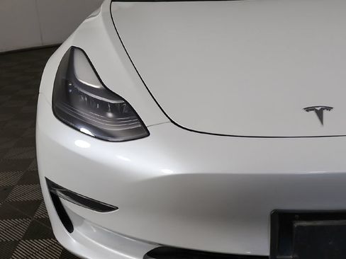 Used 2023 Tesla Model 3 Standard Range RWD image 14