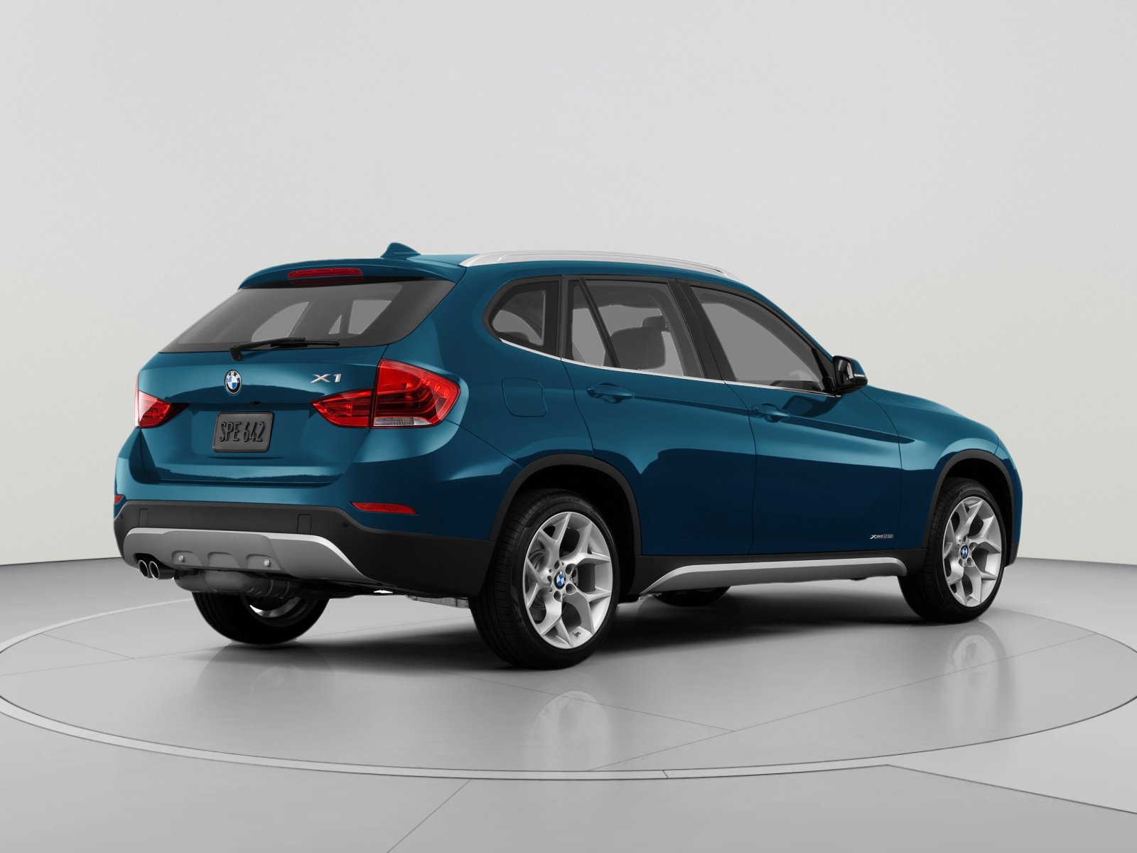 Used 2013 BMW X1 sDrive28i RWD image 3