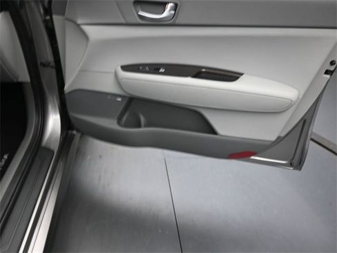 Used 2018 Kia Optima EX w/ Technology Package image 30