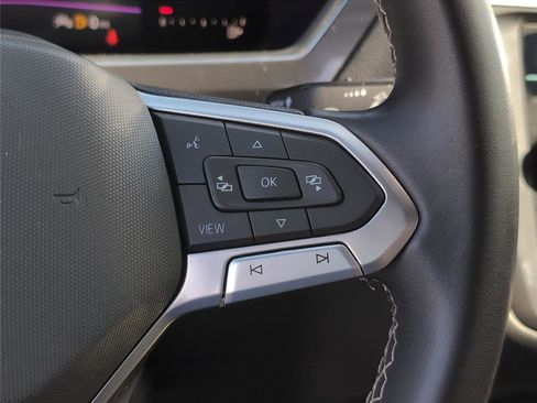 Used 2023 Volkswagen Tiguan SE R-Line image 24