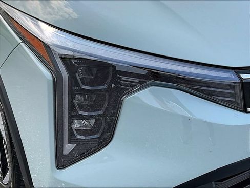 Certified 2026 Kia K4 EX FWD image 40