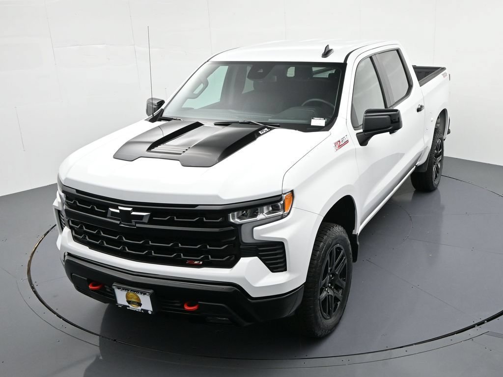 Used 2025 Chevrolet Silverado 1500 LT Trail Boss AWD/4WD image 18