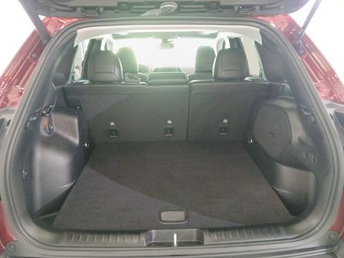 Used 2021 Jeep Cherokee Limited AWD/4WD image 9