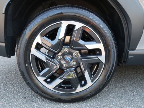 Used 2026 Subaru Forester Premium AWD/4WD image 42
