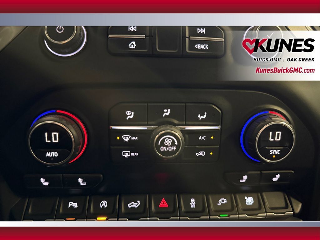 Used 2020 Chevrolet Silverado 1500 RST AWD/4WD image 28
