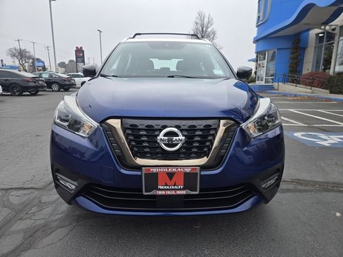 Used 2020 Nissan Kicks SR w/ SR Premium Package image 8