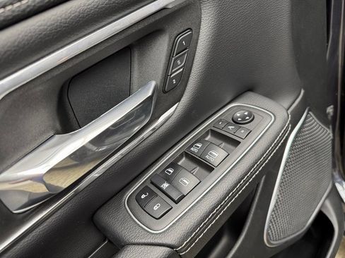 Used 2021 RAM 1500 Laramie image 11