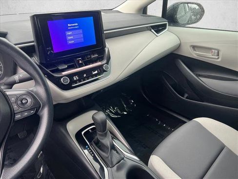 Used 2025 Toyota Corolla LE image 15