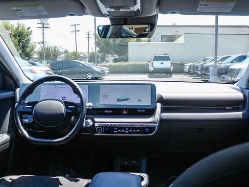 Certified 2024 Hyundai Ioniq 5 SE RWD image 16