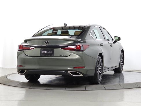 Used 2023 Lexus ES 350 w/ Premium Package image 10