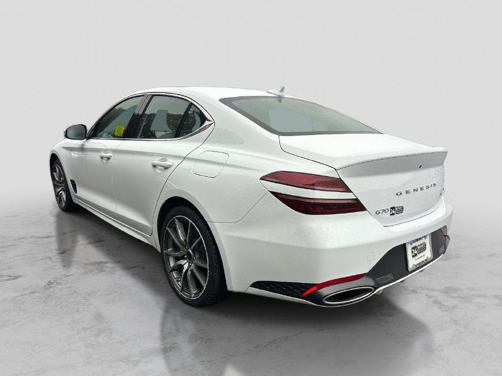 Used 2025 Genesis G70 2.5T AWD/4WD image 3
