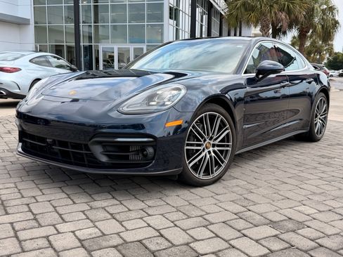 Used 2023 Porsche Panamera 4 Platinum Edition AWD/4WD image 1