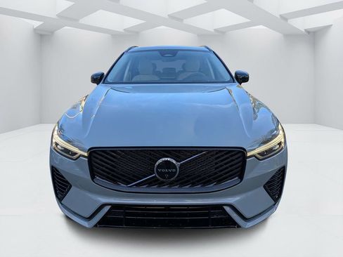 New 2026 Volvo XC60 T8 Ultra w/ Protection Package Premier AWD/4WD image 8