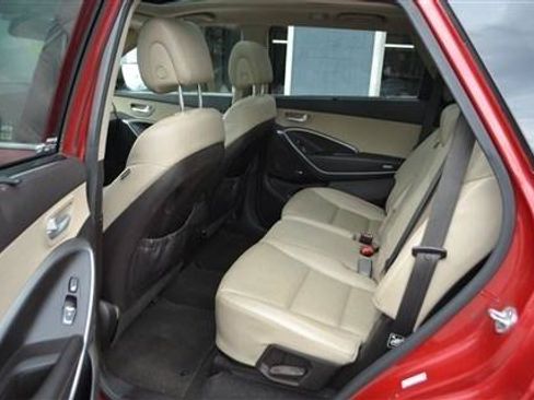 Used 2014 Hyundai Santa Fe GLS FWD image 24