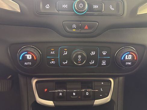 Used 2023 GMC Terrain SLE w/ Driver Convenience Package AWD/4WD image 21