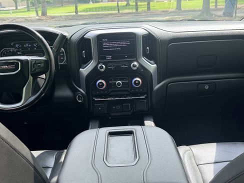 Used 2019 GMC Sierra 1500 SLT w/ SLT Premium Plus Package AWD/4WD image 27