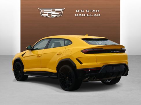 Used 2025 Lamborghini Urus SE AWD/4WD image 3