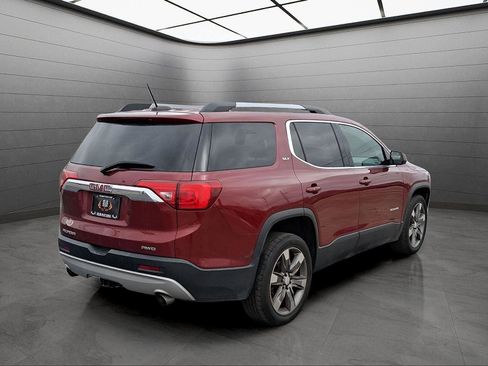Used 2017 GMC Acadia SLT image 5