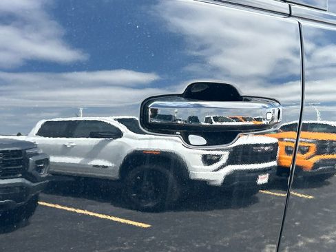 New 2026 GMC Sierra 2500 AT4X AWD/4WD image 15