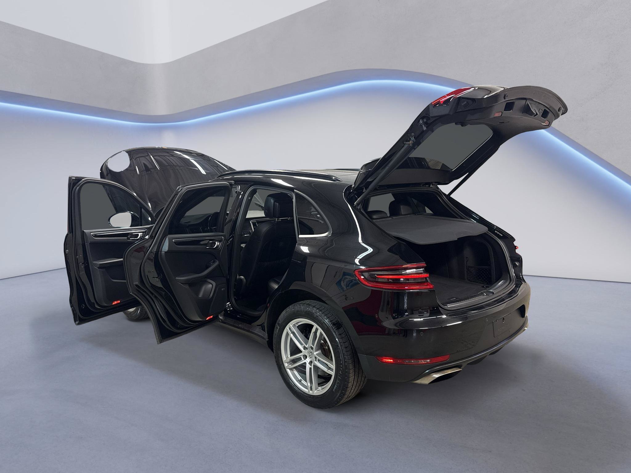 Used 2018 Porsche Macan AWD/4WD image 12
