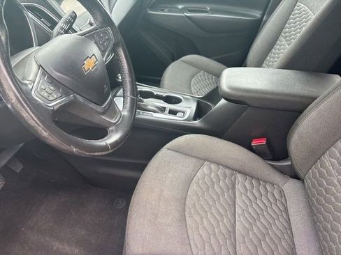 Used 2019 Chevrolet Equinox LT FWD image 11