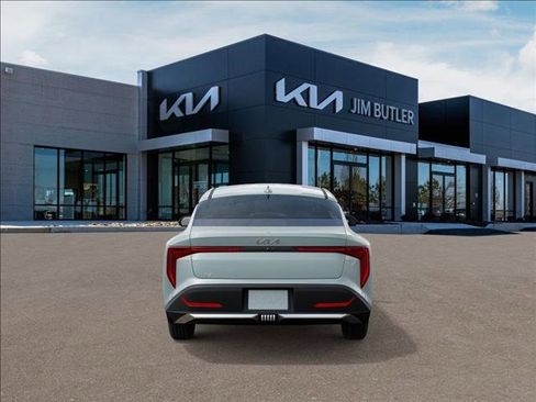 New 2026 Kia K4 LXS image 5