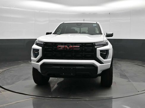 New 2026 GMC Canyon Elevation image 3