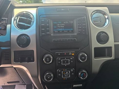 Used 2013 Ford F150 XLT w/ Luxury Equipment Group AWD/4WD image 16