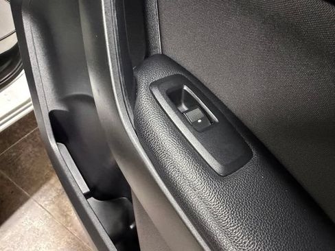 Used 2019 Ford Ranger XL w/ Equipment Group 101A Mid RWD image 23