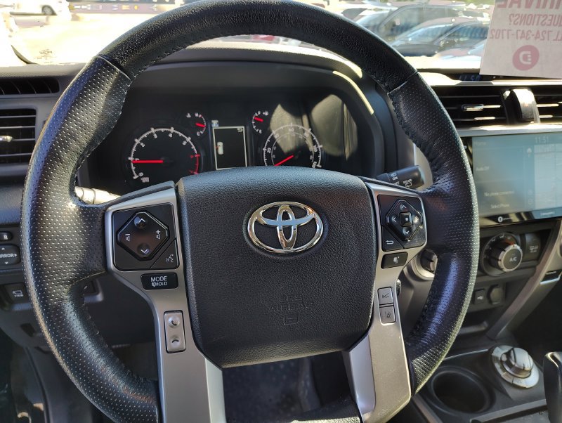 Used 2024 Toyota 4Runner SR5 Premium w/ Moonroof Package AWD/4WD image 12