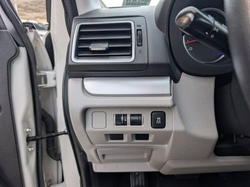 Used 2016 Subaru Forester 2.5i w/ Alloy Wheel Package image 11