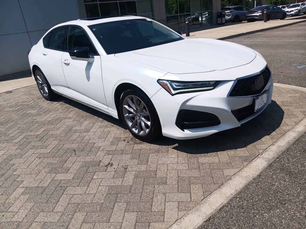 Used 2023 Acura TLX FWD image 8
