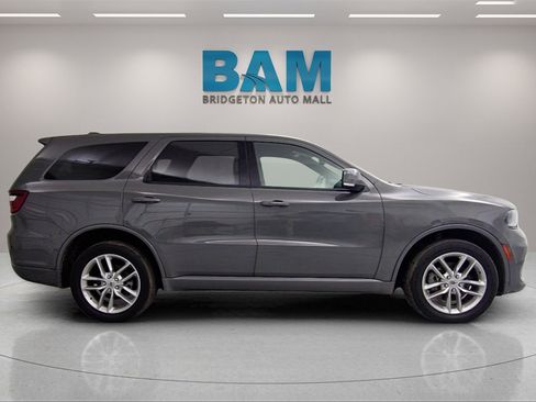 Used 2022 Dodge Durango GT image 2