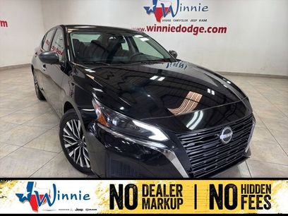 Used 2024 Nissan Altima 2.5 SV