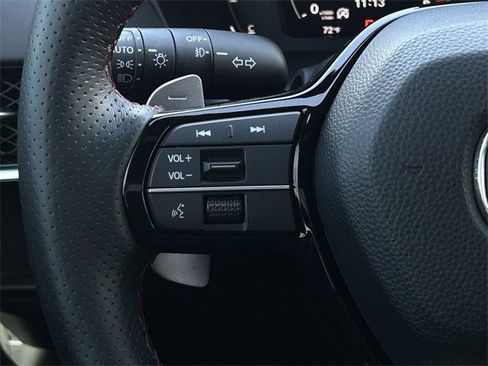 Certified 2025 Acura ADX A-Spec image 15