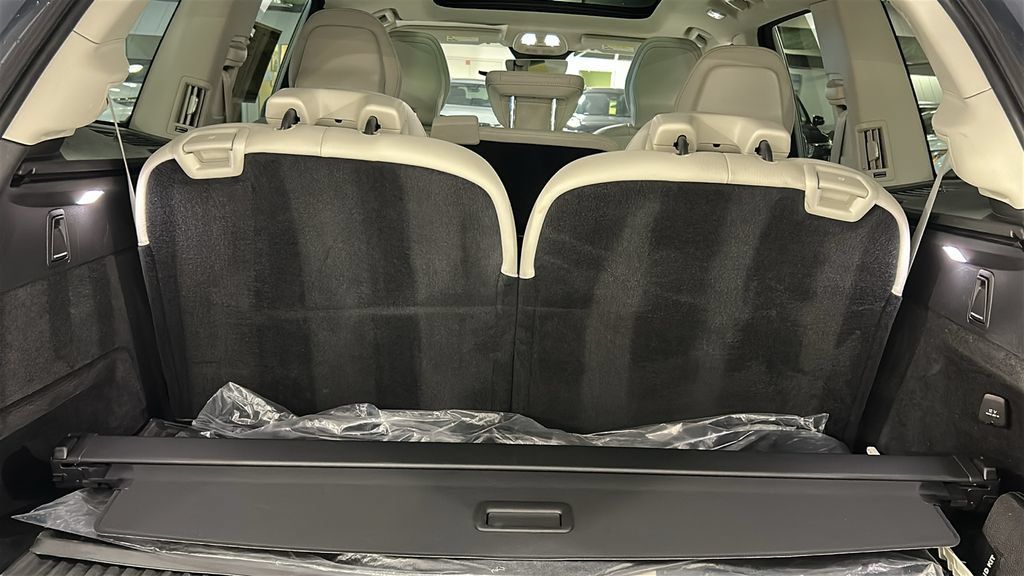 Certified 2023 Volvo XC90 B5 Core w/ Protection Package Premier AWD/4WD image 26