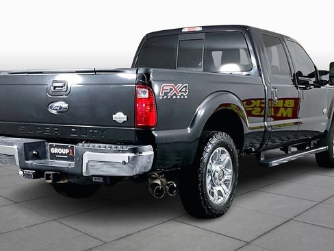 Used 2015 Ford F250 King Ranch w/ King Ranch w/Chrome Package image 12