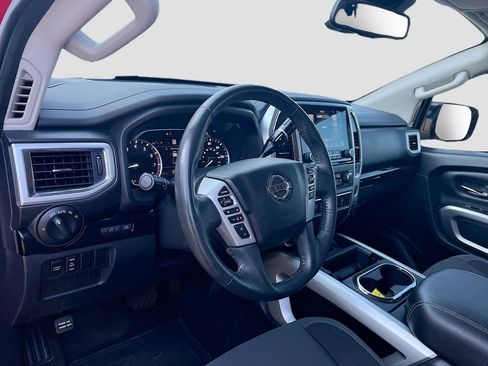 Used 2021 Nissan Titan SV w/ SV Convenience Package AWD/4WD image 9