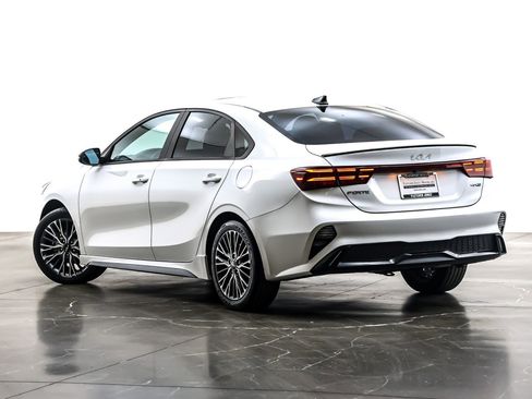 Used 2023 Kia Forte GT-Line w/ GT-Line Premium Package image 13