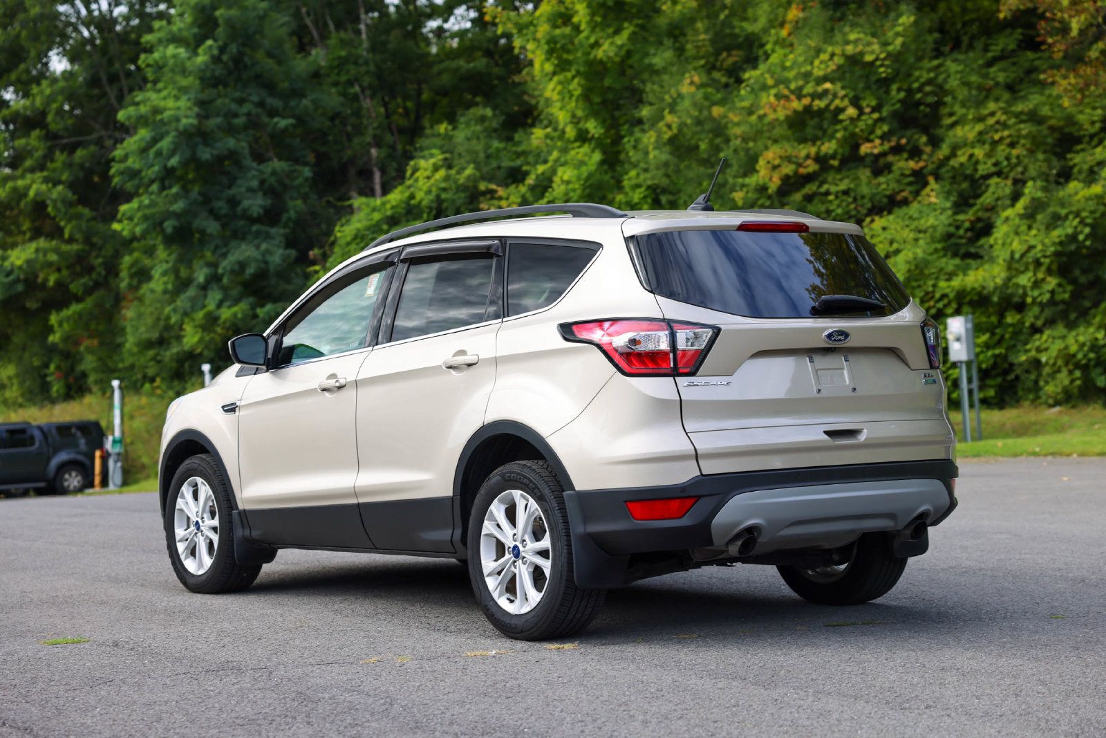 Certified 2018 Ford Escape SEL w/ Ford Safe & Smart Package AWD/4WD image 7