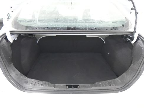 Used 2014 Ford Focus SE FWD image 18