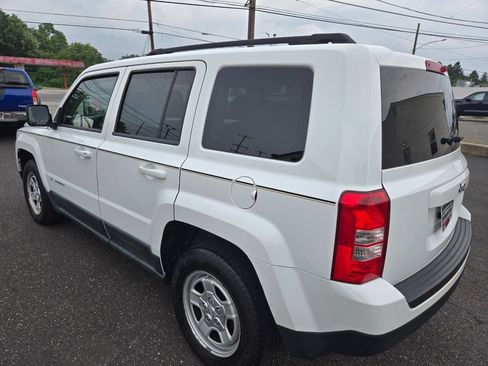 Used 2011 Jeep Patriot Sport w/ PWR Value Group FWD image 8