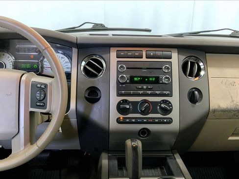 Used 2011 Ford Expedition XLT w/ Leather Seating Pkg RWD image 5
