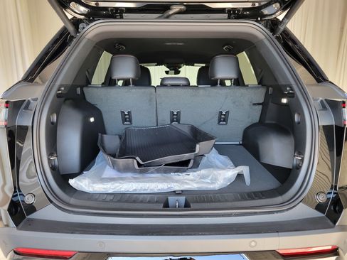 New 2026 Chevrolet Equinox RS w/ Convenience Package III image 7