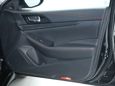 Certified 2023 Nissan Maxima SR w/ Sport Mat Group image 34