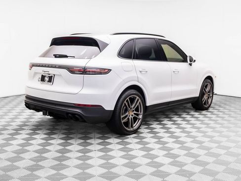 Used 2022 Porsche Cayenne Platinum Edition AWD/4WD image 7
