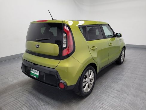 Used 2016 Kia Soul + FWD image 9