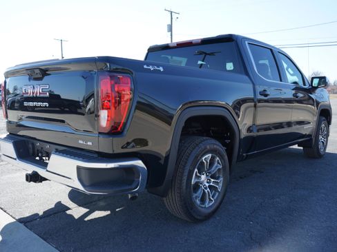 New 2026 GMC Sierra 1500 SLE AWD/4WD image 5